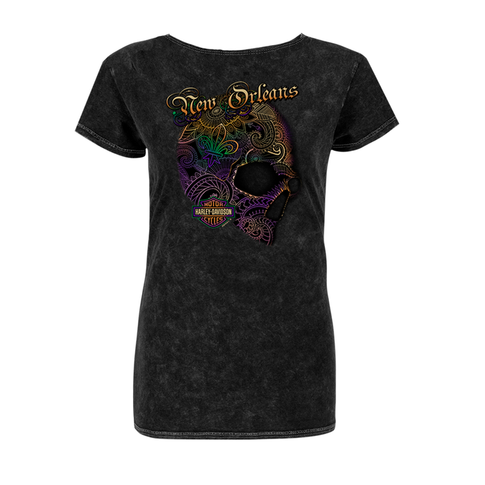 Laced Women's Short Sleeve Shirt